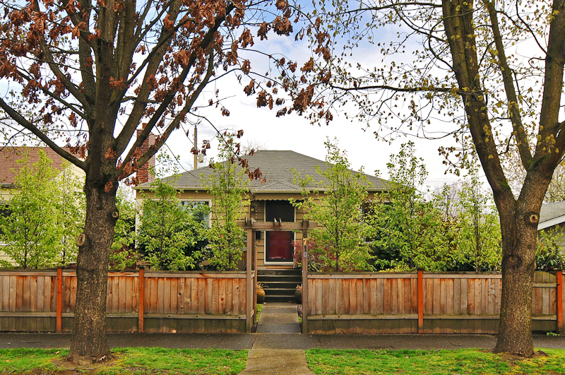 6710 South Flora Street ** Click for more info **